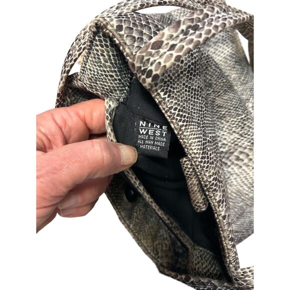 Nine West Snake Print Shoulder Bag Vintage 90’s 💕⭐️⭐️ - Picture 4 of 8